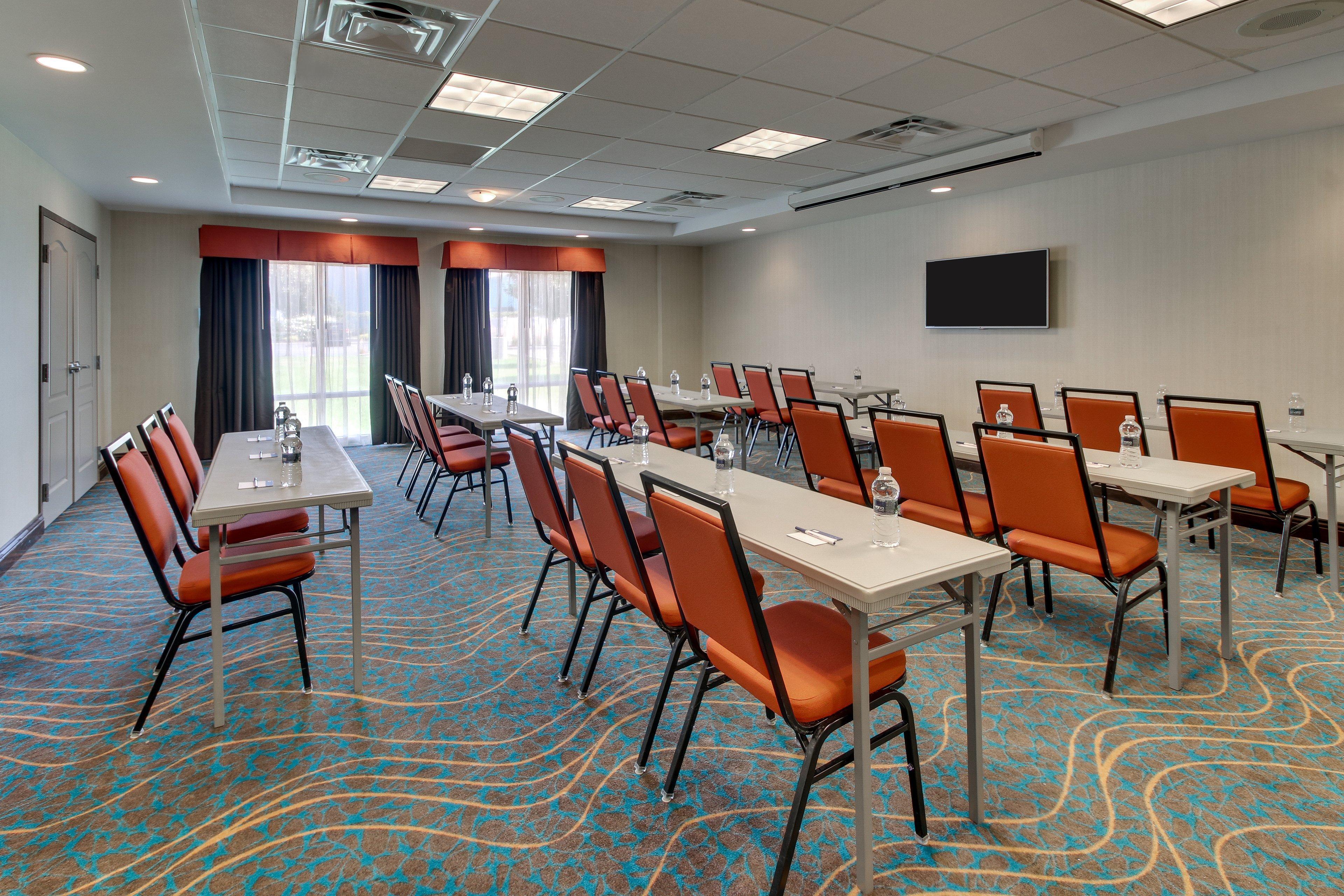 Holiday Inn Express & Suites Cheektowaga North East By Ihg Exterior photo